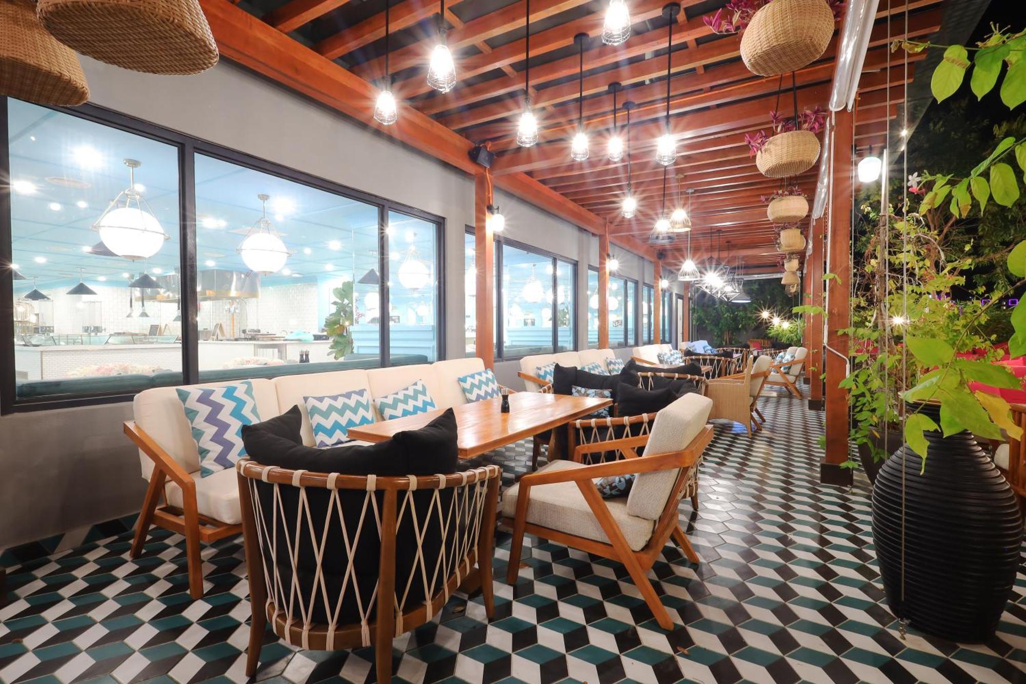The Riyaz Lavanya Langkawi Pantai Cenang  Exterior foto The interior of the restaurant